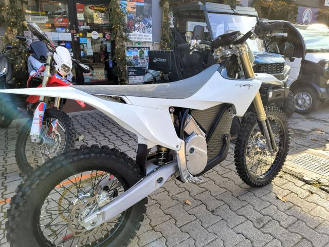 ALTRE MOTO O TIPOLOGIE Elettrico STARK VARG 80HP 2025 Immagine 1