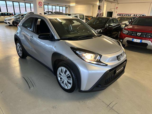 TOYOTA Aygo X 1.0 VVT-i 72 CV 5 porte Active Immagine 0