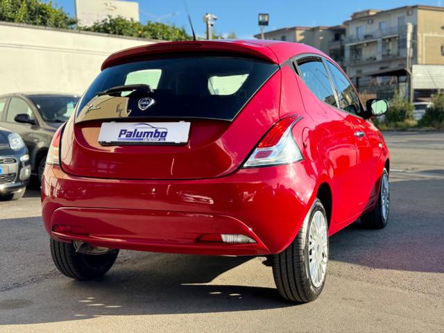 LANCIA Ypsilon 1.3 MJT 16V 95 CV 5 porte S&S Silver Immagine 3