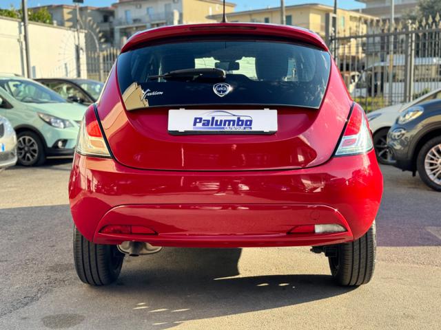 LANCIA Ypsilon 1.3 MJT 16V 95 CV 5 porte S&S Silver Immagine 4