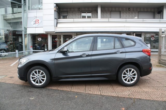 BMW X1 xDrive18d xLine Immagine 1