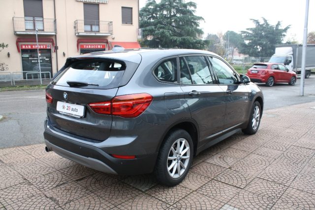 BMW X1 xDrive18d xLine Immagine 4