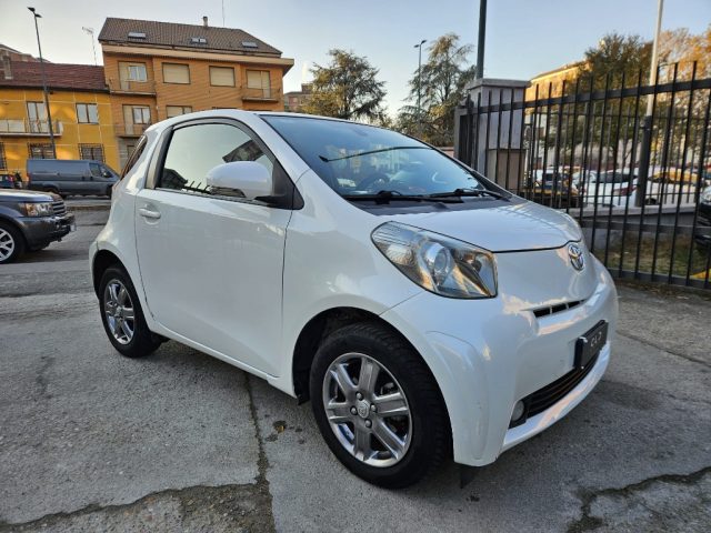 TOYOTA iQ 1.0 Active Immagine 2