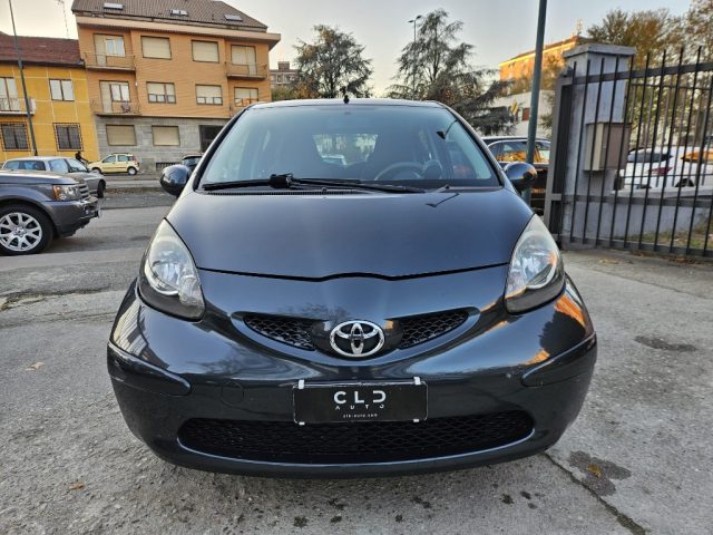 TOYOTA Aygo 1.0 12V VVT-i 5 porte Immagine 1