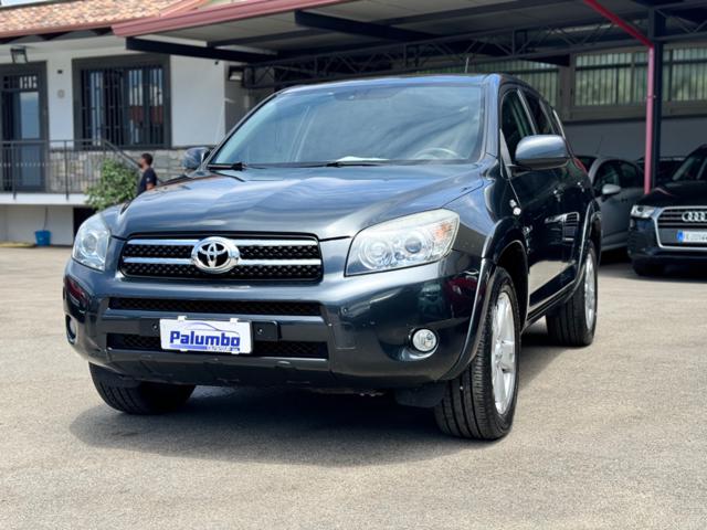 TOYOTA RAV 4 RAV4 2.2 D-4D 177 CV 4x4 Luxury Immagine 0