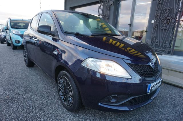 LANCIA Ypsilon 1.2 69 CV 5 porte Gold X NEOPATENTATI Immagine 1