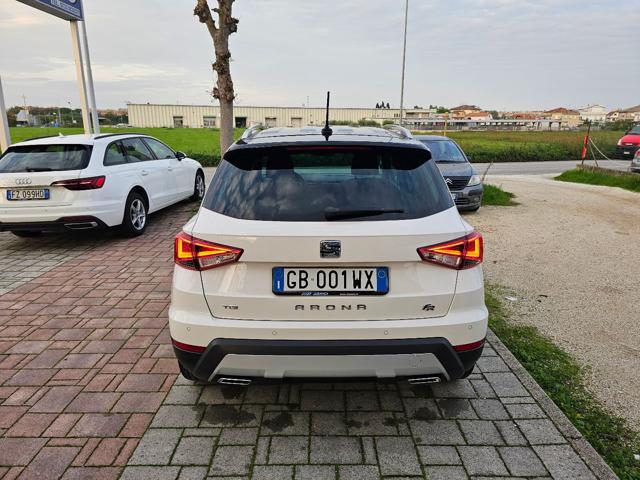 SEAT Arona 1.0 TGI FR Immagine 3