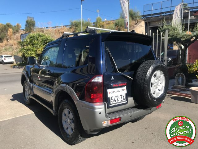 MITSUBISHI Pajero 2.5 TDI 3p. Instyle Immagine 3