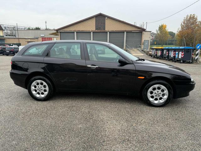 ALFA ROMEO 156 112,124km 1.9 JTD cat Sportwagon Distinctive Immagine 4