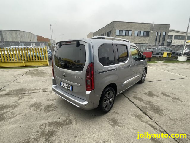 TOYOTA Proace City Verso 1.2 130 CV S&S A/T Luxury Immagine 4