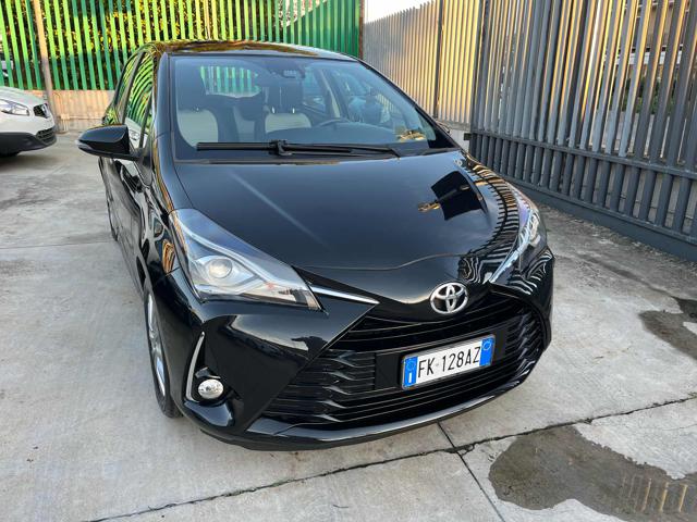 toyota yaris 1.0 5 porte lounge