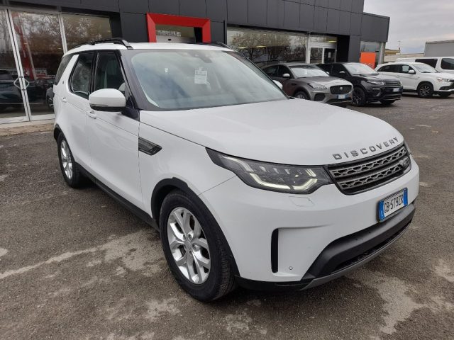 LAND ROVER Discovery 2.0 SD4 240 CV SE 7 posti Immagine 1