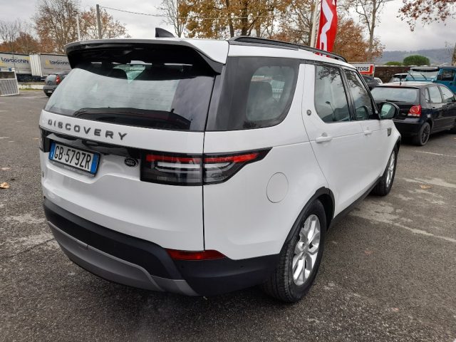 LAND ROVER Discovery 2.0 SD4 240 CV SE 7 posti Immagine 2