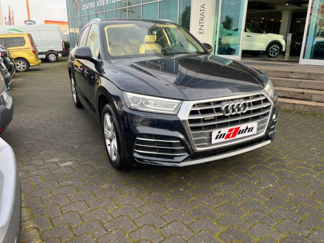 AUDI Q5 40 TDI quattro S tronic S LINE Immagine 0