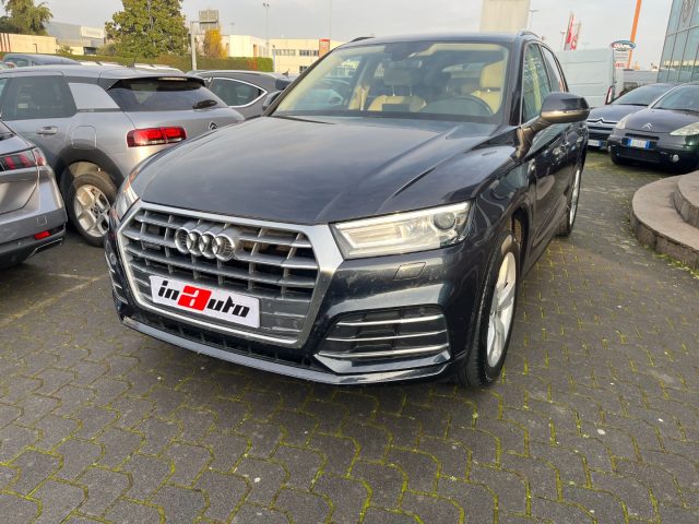 AUDI Q5 40 TDI quattro S tronic S LINE Immagine 1