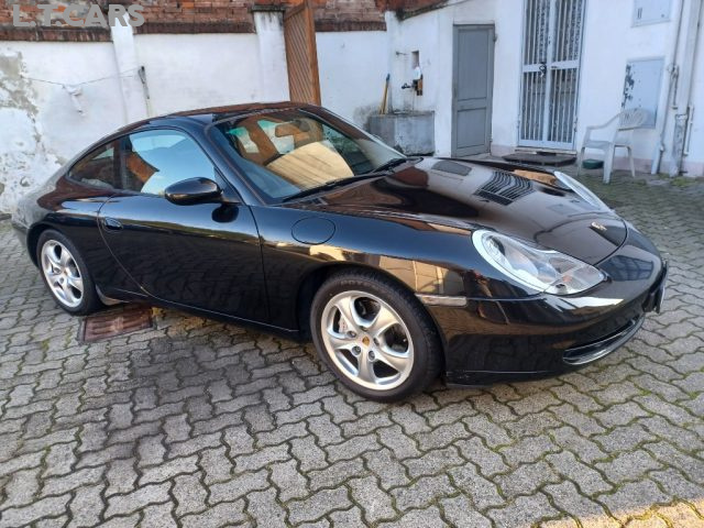 PORSCHE 996 Carrera 4 Coupé  58687 kM ASI con targa personaliz Immagine 0