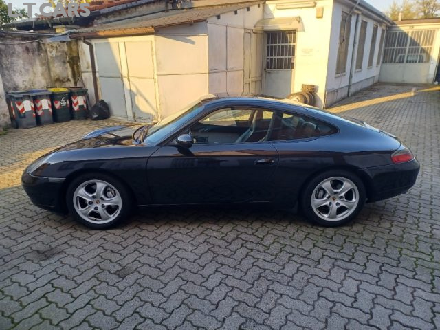 PORSCHE 996 Carrera 4 Coupé  58687 kM ASI con targa personaliz Immagine 3