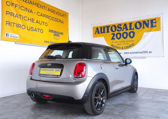 MINI Cooper 1.5 Cooper FARI FULL LED / APPLE CAR PLAY Immagine 3