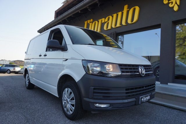 VOLKSWAGEN Transporter 2.0 TDI 102CV PC Furgone+rivestimento posteriore Immagine 1