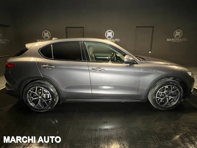 ALFA ROMEO Stelvio 2.2 Turbodiesel 190 CV AT8 Q4 Sprint Immagine 3