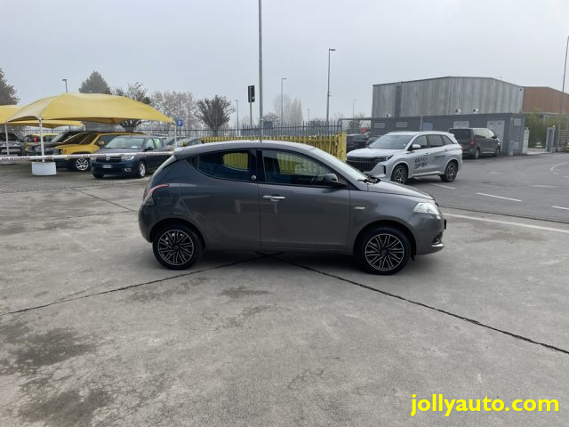 LANCIA Ypsilon 1.2 69 CV 5P **GPL** Ecochic Gold OK NEOPANTENTATI Immagine 3