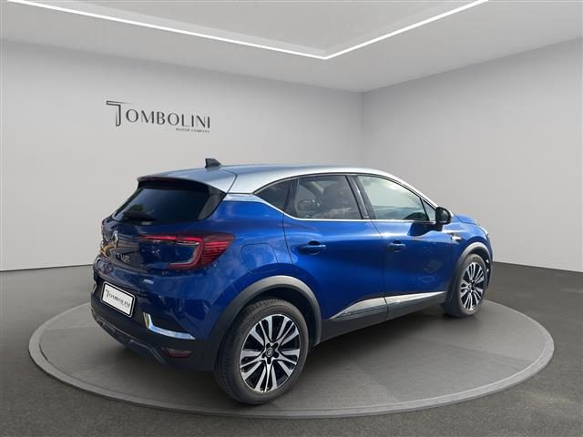 RENAULT Captur 1.6 E-TECH Plug-in Hybrid 160cv Initiale Pa Immagine 3