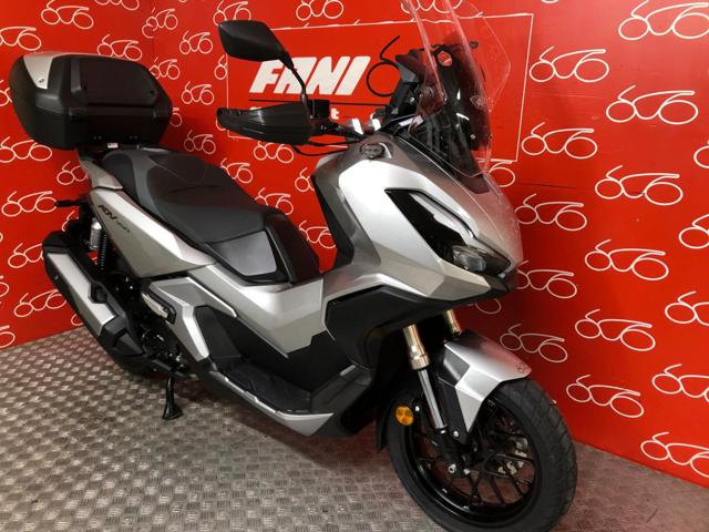 HONDA ADV 350 . Immagine 1