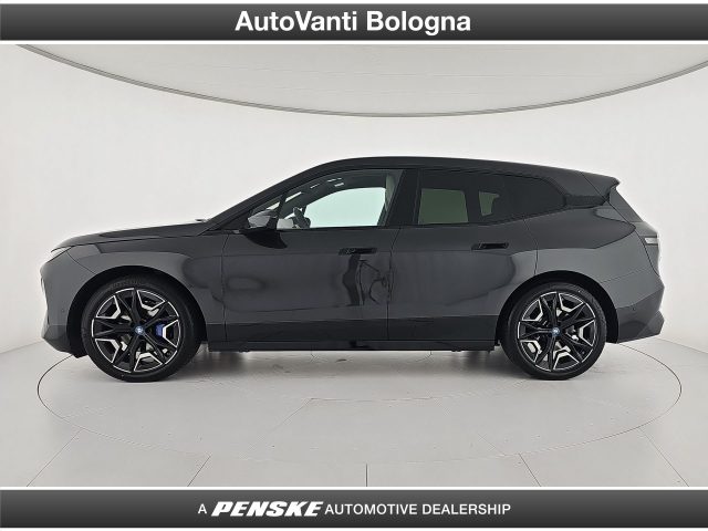 BMW iX xDrive40 Pacchetto Sportivo Immagine 2