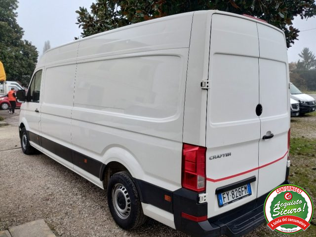 VOLKSWAGEN Crafter 35 2.0 TDI 140CV PL-SL-TA Furgone Immagine 2