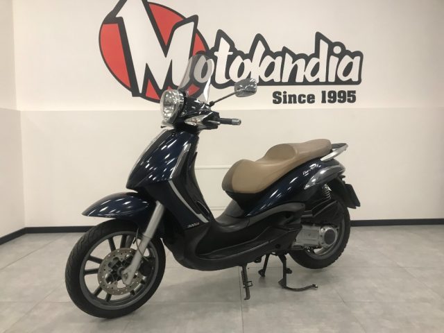 PIAGGIO Beverly Tourer 300 2009 Immagine 2