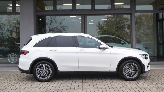 MERCEDES-BENZ GLC 220 d 4Matic Premium AMG Immagine 3