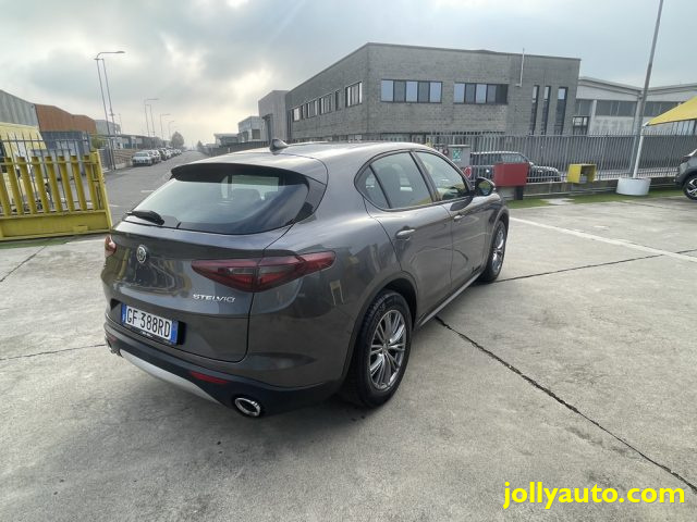 ALFA ROMEO Stelvio 2.2 Turbodiesel 190 CV AT8 Q4 Business Immagine 4