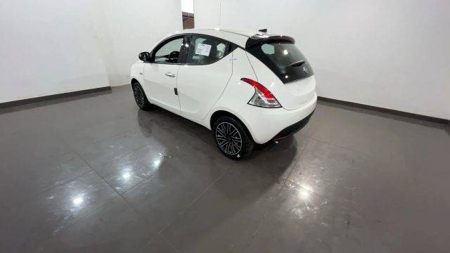 LANCIA Ypsilon 1.0 FireFly 5 porte S&S Hybrid Oro #Clima.Auto Immagine 4