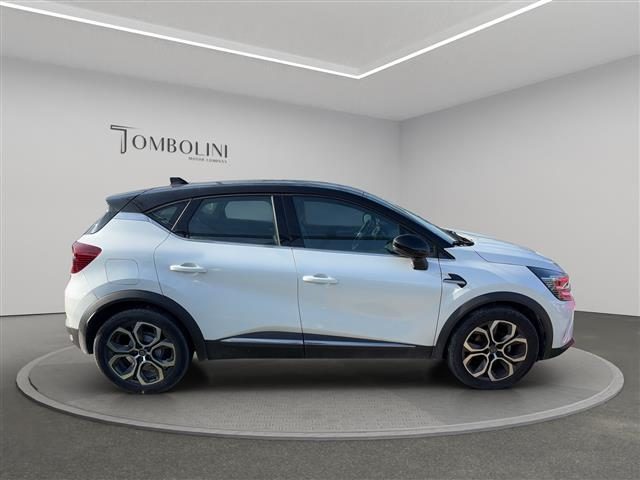 RENAULT Captur 1.5 Blue dCi 95cv Intens Immagine 4