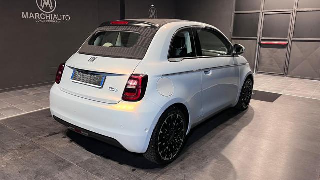 FIAT 500e La Prima Cabrio 42 kWh Immagine 3