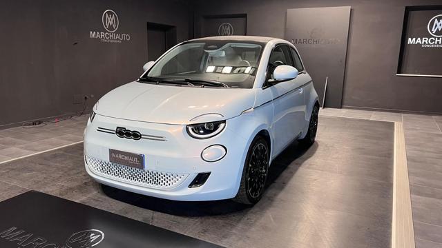 FIAT 500e La Prima Cabrio 42 kWh Immagine 0