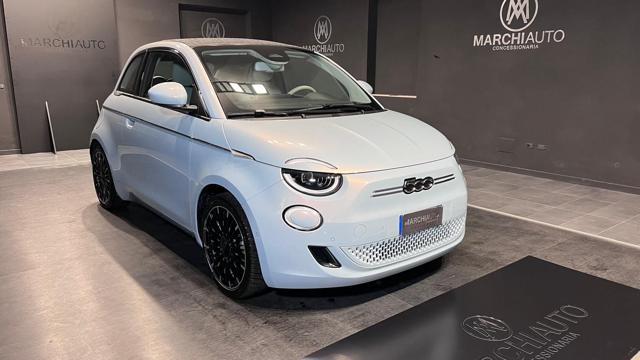 FIAT 500e La Prima Cabrio 42 kWh Immagine 1