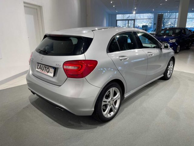 MERCEDES-BENZ A 200 CDI BlueEFFICIENCY Sport Immagine 2