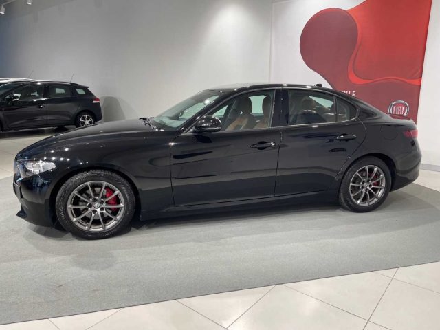 ALFA ROMEO Giulia 2.0 Turbo 200 CV AT8 Super Immagine 1