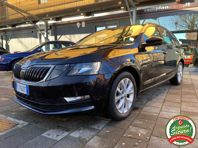 SKODA Octavia 1.6 tdi Executive 115cv Navi/PDC EURO6D Immagine 0