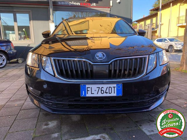 SKODA Octavia 1.6 tdi Executive 115cv Navi/PDC EURO6D Immagine 4