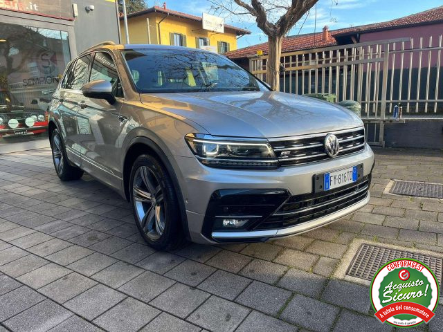 VOLKSWAGEN Tiguan 2.0 tdi R LINE 150cv dsg LED/Cockpit/C19/EURO6D-Te Immagine 1