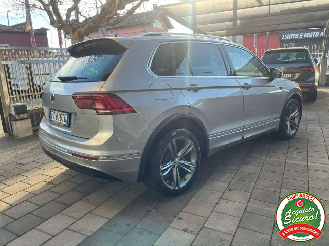 VOLKSWAGEN Tiguan 2.0 tdi R LINE 150cv dsg LED/Cockpit/C19/EURO6D-Te Immagine 2