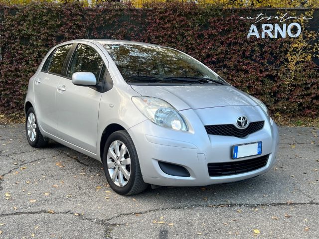 TOYOTA Yaris 1.3 5 porte Sol Immagine 0