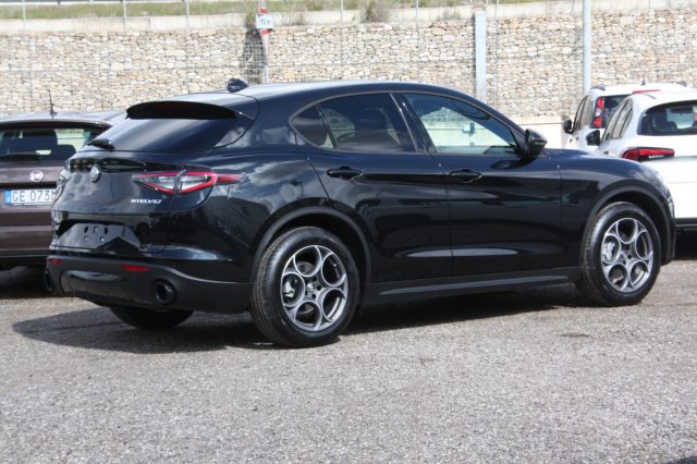 ALFA ROMEO Stelvio 2.2 Turbodiesel 210 CV AT8 Q4 Sprint Immagine 4