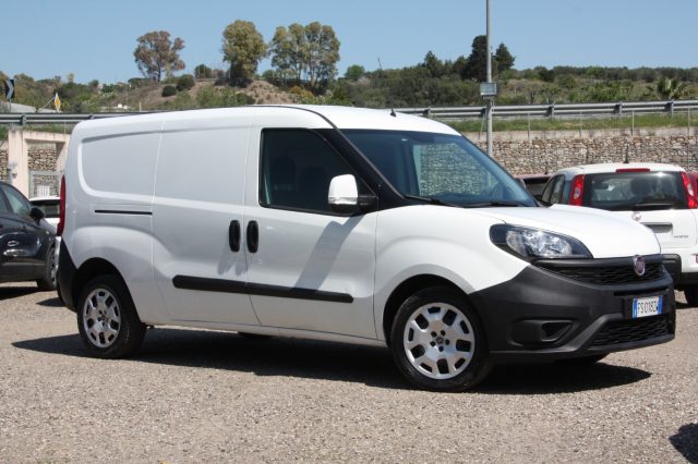 FIAT Doblo Doblò 1.6 MJT 105CV PL-TN Cargo Maxi LUNGO SX Immagine 1