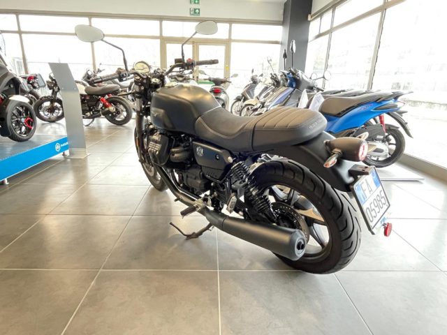 MOTO GUZZI V7 STONE 850 65CV UNICO PROPRIETARIO, SOLO 1500KM! Immagine 4