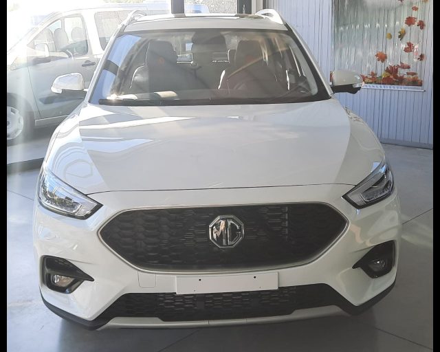 MG ZS 1.0T 6MT LUXURY Immagine 1