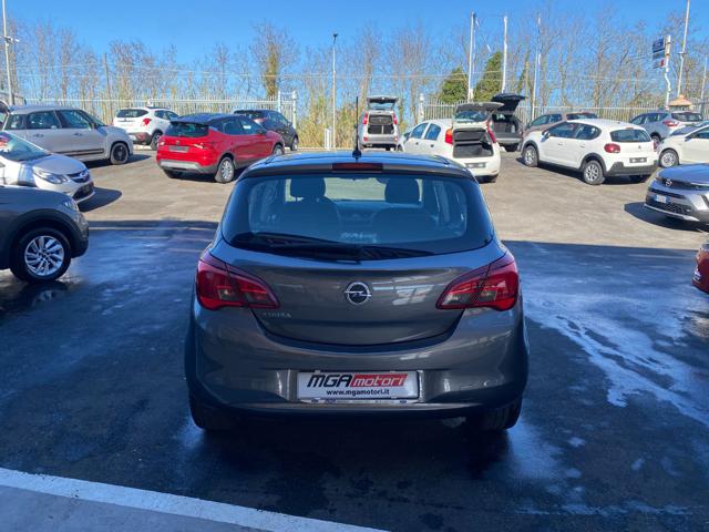 OPEL Corsa 1.2 5 porte Advance Immagine 3