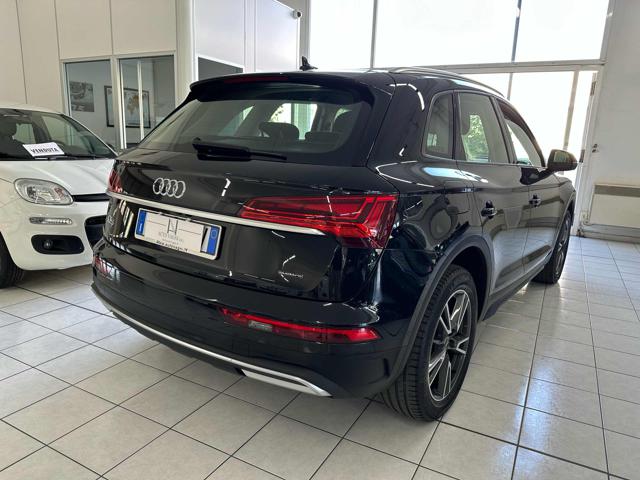 AUDI Q5 40 TDI 204 CV quattro S tronic Business Immagine 3